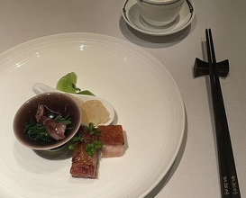 Dinner at Chinese Hanten Fureika (中国飯店 富麗華)