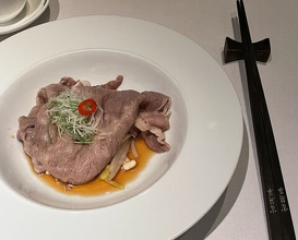 Dinner at Chinese Hanten Fureika (中国飯店 富麗華)
