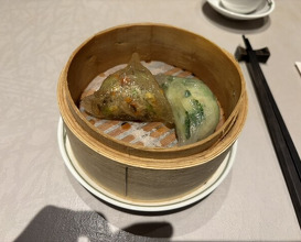Dinner at Chinese Hanten Fureika (中国飯店 富麗華)