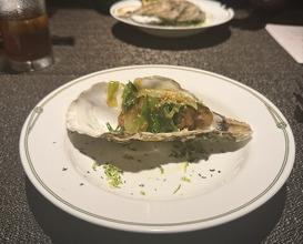 Dinner at Chinese Hanten Fureika (中国飯店 富麗華)