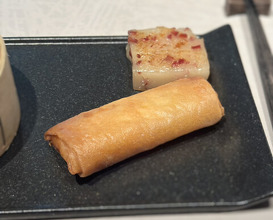 Dinner at Chinese Hanten Fureika (中国飯店 富麗華)