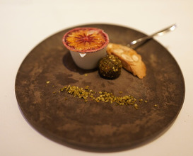 Dinner at giueme (ジュエーメ)