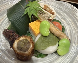 Dinner at Hassun (八寸)