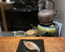 Dinner at HATSUNEZUSHI (初音鮨)