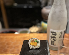 Dinner at HATSUNEZUSHI (初音鮨)
