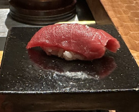 Dinner at HATSUNEZUSHI (初音鮨)