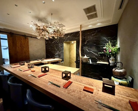 Dinner at HATSUNEZUSHI (初音鮨)