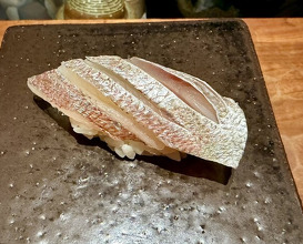 Dinner at HATSUNEZUSHI (初音鮨)
