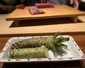 Dinner at HATSUNEZUSHI (初音鮨)