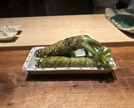Dinner at HATSUNEZUSHI (初音鮨)