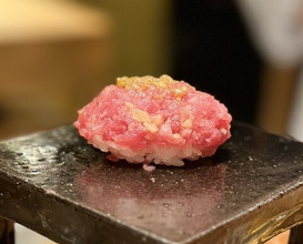 Dinner at HATSUNEZUSHI (初音鮨)