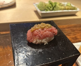 Dinner at HATSUNEZUSHI (初音鮨)