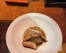 Dinner at HATSUNEZUSHI (初音鮨)
