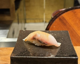Dinner at HATSUNEZUSHI (初音鮨)