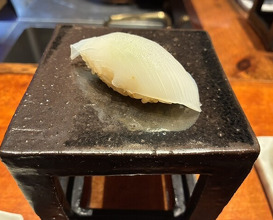 Dinner at HATSUNEZUSHI (初音鮨)