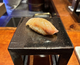 Dinner at HATSUNEZUSHI (初音鮨)