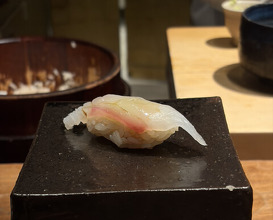 Dinner at HATSUNEZUSHI (初音鮨)