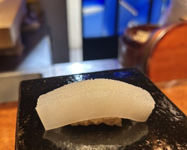 Dinner at HATSUNEZUSHI (初音鮨)