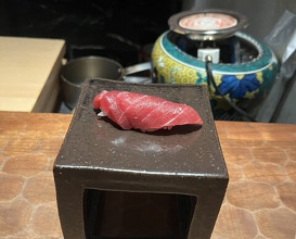 Dinner at HATSUNEZUSHI (初音鮨)