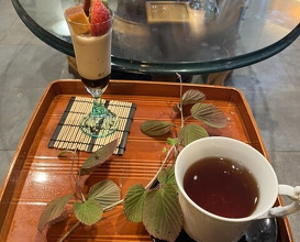 Dinner at HATSUNEZUSHI (初音鮨)