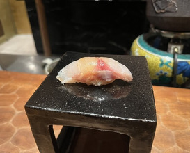 Dinner at HATSUNEZUSHI (初音鮨)