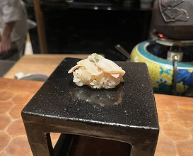 Dinner at HATSUNEZUSHI (初音鮨)