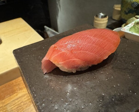 Dinner at HATSUNEZUSHI (初音鮨)