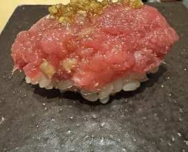 Dinner at HATSUNEZUSHI (初音鮨)