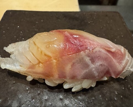 Dinner at HATSUNEZUSHI (初音鮨)