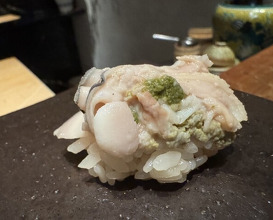 Dinner at HATSUNEZUSHI (初音鮨)