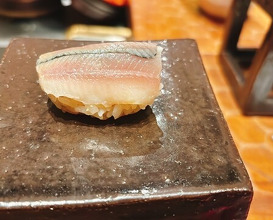 Dinner at HATSUNEZUSHI (初音鮨)