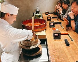 Dinner at HATSUNEZUSHI (初音鮨)