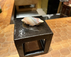 Dinner at HATSUNEZUSHI (初音鮨)