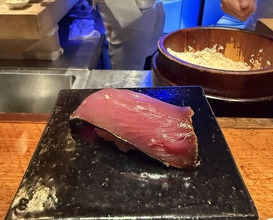 Dinner at HATSUNEZUSHI (初音鮨)