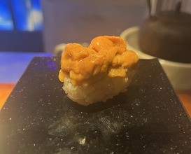 Dinner at HATSUNEZUSHI (初音鮨)