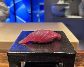 Dinner at HATSUNEZUSHI (初音鮨)