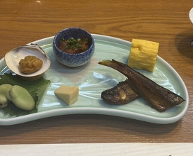 Dinner at Hinode (日の出)
