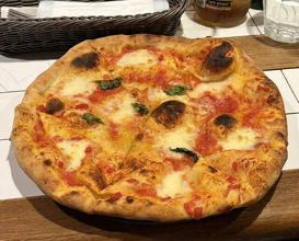 Dinner at IL PIZZAIOLO (イル・ピッツァイオーロ)