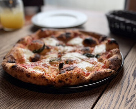 Dinner at IL PIZZAIOLO (イル・ピッツァイオーロ)