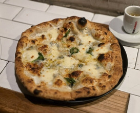 Dinner at IL PIZZAIOLO (イル・ピッツァイオーロ)