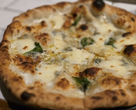 Dinner at IL PIZZAIOLO (イル・ピッツァイオーロ)