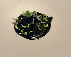 Dinner at Installation Table ENSO L'asymetrie du calme (Installation Table ENSO L'asymetrie du calme)