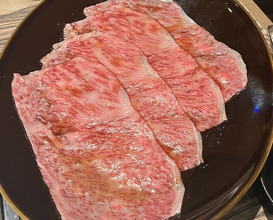 Dinner at Yakiniku Jumbo Hanare (焼肉 ジャンボ はなれ)