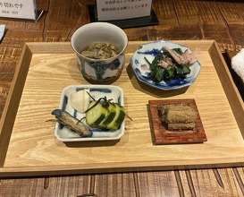 Dinner at Teuchi Soba Jiyu San (手打蕎麦 じゆうさん)