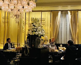 Dinner at Gastronomy Joel Robuchon (ガストロノミー ジョエル・ロブション)