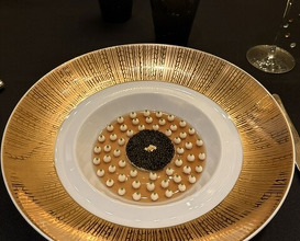 Dinner at Gastronomy Joel Robuchon (ガストロノミー ジョエル・ロブション)