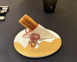 Dinner at Gastronomy Joel Robuchon (ガストロノミー ジョエル・ロブション)