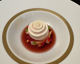 Dinner at Gastronomy Joel Robuchon (ガストロノミー ジョエル・ロブション)