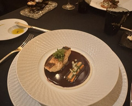 Dinner at Gastronomy Joel Robuchon (ガストロノミー ジョエル・ロブション)