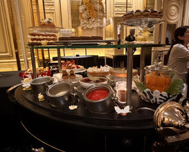 Dinner at Gastronomy Joel Robuchon (ガストロノミー ジョエル・ロブション)